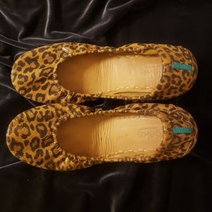 Leopard Tieks size 9